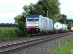 KombiRail Europe TRAXX Lokomotive 186 495-8 (91 80 6186 495-8 D-Rpool) Wasserstrasse, Hamminkeln 30-07-2021.