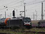 MRCE (Mitsui Rail Capital Europe) Lokomotive 187 100-3 (91 80 6187 100-3 D-DISPO) Güterbahnhof Oberhausen West 18-08-2022.