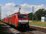 DB Cargo Lokomotive 189 028-4 mit zusterloc durchfahrt Gleis 1 Bahnhof Empel-Rees 11-07-2024.