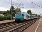 Keolis Eurobahn Stadler FLIRT 3 Triebug ET 4.05 Gleis 4 Bahnhof Salzbergen 27-08-2025.

Keolis Eurobahn Stadler FLIRT 3 treinstel ET 4.05 spoor 4 station Salzbergen 27-08-2025.