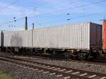 Sgnss MFD Rail Drehgestell-Containertragwagen mit Nummer 37 TEN 80 D-MFDR 4565 548-7 G�terbahnhof Oberhausen West 18-10-2024.