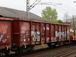 Eanos-x Offener Drehgestell-Wagen der AAE mit Aufschrift VTG und Nummer 31 RIV 80 D-AAEC 5377 934-0 Gleis 4 Bahnhof Salzbergen, Deutschland 17-04-2025.

Eanos-x vierassige hogebakwagen van de AAE met opschrift VTG en nummer 31 RIV 80 D-AAEC 5377 93 ...