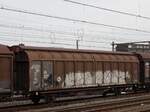 Hbbillns 304 grorumiger Schiebewandwagen mit Nummer 21 RIV 80 D-DB 2464 282-7 Bahnhof Amersfoort Centraal, Niederlande 20-02-2024.