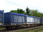 Sgns Drehgestell-Containertragwagen von Hupac aus der Schweiz mit Nummer 33 RIV 85 CH-HUPAC4556 772-3 Lintorf, Deutschland 18-05-2017.
