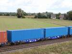 Sggrss 80 Gelenk-Containertragwagen vom polnischen Einsteller LOTOS mit Nummer 33 TEN 51 PL-LOTOS 4960 664-2 Baumannstrasse, Praest, Deutschland 16-09-2022.