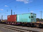   Sgnss Rail Release Drehgestell-Containertragwagen aus Holland mit Nummer37 TEN 84 NL-RRL 4524 041-9 Gterbahnhof Oberhausen West, Deutschland 11-07-2024.