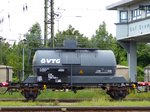 Zcs Kesselwagen van VTG mit Nummer 23 RIV 80 7366 525-5 Rangierbahnhof Gremberg bei Gremberg Gnf (Gremberg Nord Fahrdienstleitung), Kln 09-07-2016.