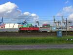 DB Cargo Diesellokomotive 6425 Vondelingenweg, Rotterdam 23-10-2020.