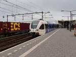 Arriva Stadler GTW Dieseltriebzug 10 390 mit dem Name  Bart Brentjes  Gleis 4 Bahnhof Venlo 24-07-2025.