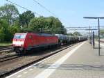 DB Schenker Lok 189 100-1 mit Gterzug Gleis 6 6 in Dordrecht, Niederlande 12-06-2015.

DB Schenker loc 189 100-1 met een goederentrein over spoor 6 in Dordrecht 12-06-2015.