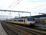 SGM-3 Sprinter TW 2959 und 2950 Gleis 12 Utrecht Centraal Station 19-06-2015.

SGM-3 Sprinter treinstel 2959 en 2950 spoor 12 Utrecht Centraal Station 19-06-2015.