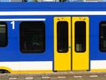 NS SNG (Sprinter New Generation) Triebzug 2715 Gleis 5 Alkmaar 31-10-2018.