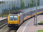 NS Locomotive 186 017 (91 84 1186 017-7) Einfahrt Gleis 2 Rotterdam Centraal Station 11-12-2019.