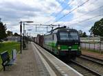 ELL (European Locomotive Leasing) Lokomotive 193 726-7 Gleis 1 Oisterwijk 15-05-2020.