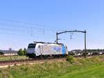 Rurtalbahn TRAXX Lokomotive 186 423-0 Broekdijk, Hulten 15-05-2020.