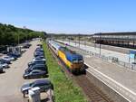 NS Vectron Lokomotive193 936-2 (91 80 6193 936-2 D-ELOC) mit Intercity von Amsterdam nach Berlin. Gleis 1 Amersfoort Centraal 14-05-2024.

NS Vectron locomotief 193 936-2 (91 80 6193 936-2 D-ELOC) met Intercity van Amsterdam naar Berlijn. Spoor 1 Amersfoort Centraal 14-05-2024.