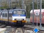 NS SGM Sprinter Triebzug 2134 und 2972 Gleis 8 Arnhem Centraal 19-02-2020.