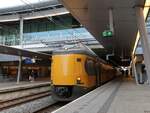 NS Triebzug ICM-III 4064 und 4045 Gleis 8 Utrecht Centraal Station 24-01-2024.
