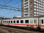 DB Avmmz 106.5 1. Klasse intercityrijtuig mit Nummer D-DB 61 80 19-91 798-7 Gleis 13 Amsterdam Centraal Station 17-02-2025.


DB Avmmz 106.5 1e klasse intercityrijtuig met nummer D-DB 61 80 19-91 798-7 spoor 13 Amsterdam Centraal Station 17-02-2025.