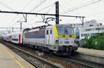 Am 22 Mai 2014 verlasst NMBS 1851 mit ein IC Antwerpen-berchem.