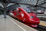 Der PBKA Thalys 4321 - TGV 432710 (93 88 0043 210-7 B-TH etc.) hat, als Thalys 9435 von Paris Gare du Nord (Paris Nord) via Bruxelles-Midi (Br�ssel-S�d), Li�ge-Guillemins (L�ttich) und Aachen Hbf, am