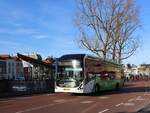 Arriva bus 4823 Volvo 7900E Elektrobus (vollelektrisch) Baujahr 2019. Prinsessekade, Leiden 07-02-2022.

Arriva bus 4823 Volvo 7900E elektrische bus bouwjaar 2019. Prinsessekade, Leiden 07-02-2022.