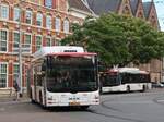 HTM Bus 1111 MAN Lion's City CNG Baujahr 2011 und Bus 1009 MAN Lion's City Baujahr 2009. Kneuterdijk, Den Haag 28-06-2024.

HTM bus 1111 MAN Lion's City CNG bouwjaar 2011 en 1009 MAN Lion's City bouwjaar 2009. Kneuterdijk, Den Haag 28-06-2024.