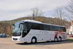 MAN Lion`s Coach von Feuerer Reisen aus der BRD 04/2018 in Krems.