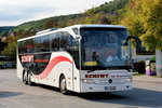 Mercedes Tourismo von Schiwy Reisen aus der BRD in Krems gesehen.