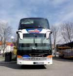 Frontansicht des SETRA 431 DT  Bistrobus  von STEWA Reisen aus der BRD am 16.4.2013 in Krems an der Donau.