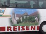 Schne Seitenwerbung vom Setra 415 HD von Remstal aus Deutschland im Stadthafen Sassnitz.