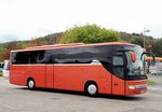 Setra 415 GT-HD aus Polen in Krems gesehen.