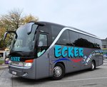 Setra 411 HD von Ecker Reisen aus sterreich in Krems gesehen.