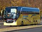 Setra 516 HDH von Carolus Prima-Tours aus Belgien in Berlin. 