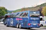 VAN HOOL T919 Altano von Wetterstein Reisen aus Tirol/�sterreich am 9.9.2014 in Krems gesehen.