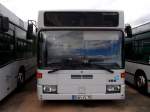 Ein Mercedes-Benz O 405 N2 von Eistal-Bus GmbH, abgestellt auf einem Parkplatz in Hettenleidelheim am 03.10.2012.