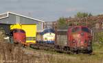 Das waren noch Zeiten....MY 1154 und 1157(links)und die ContecRail MX 1009(inzischen nach Schweden verkauft)stehen abgestellt im Gbf Padborg vor der ContecRail Werkstatt.