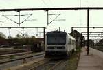 DSB MR/MRD 40/4294 und DSB KöF II 285, Padborg Pbf, 21.10.2011