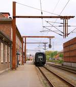 DSB IC3 MFA/FF/MFB 50/54/5278 als  Lyntog  nach Fredericia steht abfahrbereit im Bhf Padborg.