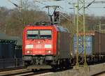 RSC 0185 336-2 mit dem Volvo-Zug in Schleswig 24.03.2017