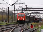 DBS/RSC 185 332-1 hat hier mit einem Gz Einfahrt in den Bahnhof Padborg.