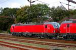 DSB EB 3237 rangiert DSB EB 3238 + SIEAG 193 965 in die Nordabstellung Pattburg 04.10.2021