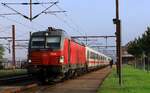 DSB Litra EB 3224 mit dem IC 91191 kurz vor der Abfahrt nach Hamburg.