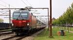 DSB Litra EB 3228 verlässt hier mit dem EC 395 nach Hamburg den Grenzbahnhof Pattburg/DK.