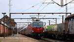 DSB Litra EB 3215 mit dem EC 392 nach Kopenhagen beim Halt in Pattburg/DK aufgenommen.