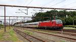 DSB Litra EB 3224 mit EC EInfahrt Pattburg Bhf. Anschließend stand der Zug gut eine Stunde in Pattburg rum. 2.06.2024