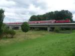 Eine unbekannte 111 schiebt einen RE4 ber die Hammer Rheibrcke.