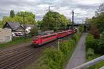 Unmittelbar an der Ausfahrt des Gterbahnhofs Oberhausen-Osterfeld steht eine Aussichtsplattform, deren einzig vorstellbare Nutzung Trainspotting sein drfte.