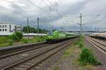 Der Flixtrain von Kln nach Berlin wurde am 08.07.2021 von 193 861 bespannt, die hier gerade mit dem Zug in den Bahnhof Opladen einfhrt, wo der Zug in Richtung Hilden abbiegt.