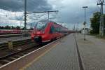 Schon irgendwie ziemlich klein sind die Talent-II-Zweiteiler, die von Cottbus aus ber Doberlug-Kirchhain nach Falkenberg gurken.